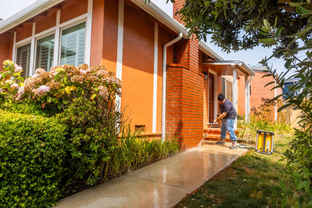 Garage Pressure Washing in Rice Lake, WI